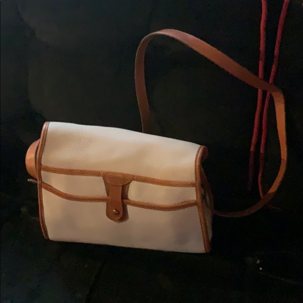 Dooney&Bourke - Picture 2 of 4